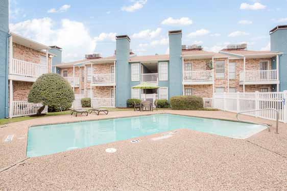 PDL-Plaza_Del_Lago_3330_Webb_Chapel_Ext_Dallas_TX_RPI_II-829761-5_v1_current